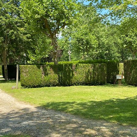 Complexe Les 4 Saisons Otel Oust Dış mekan fotoğraf