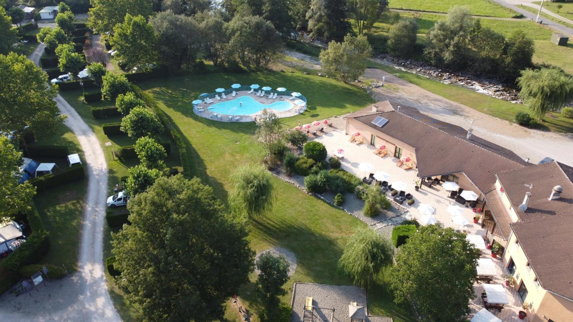 Complexe Les 4 Saisons Otel Oust Dış mekan fotoğraf