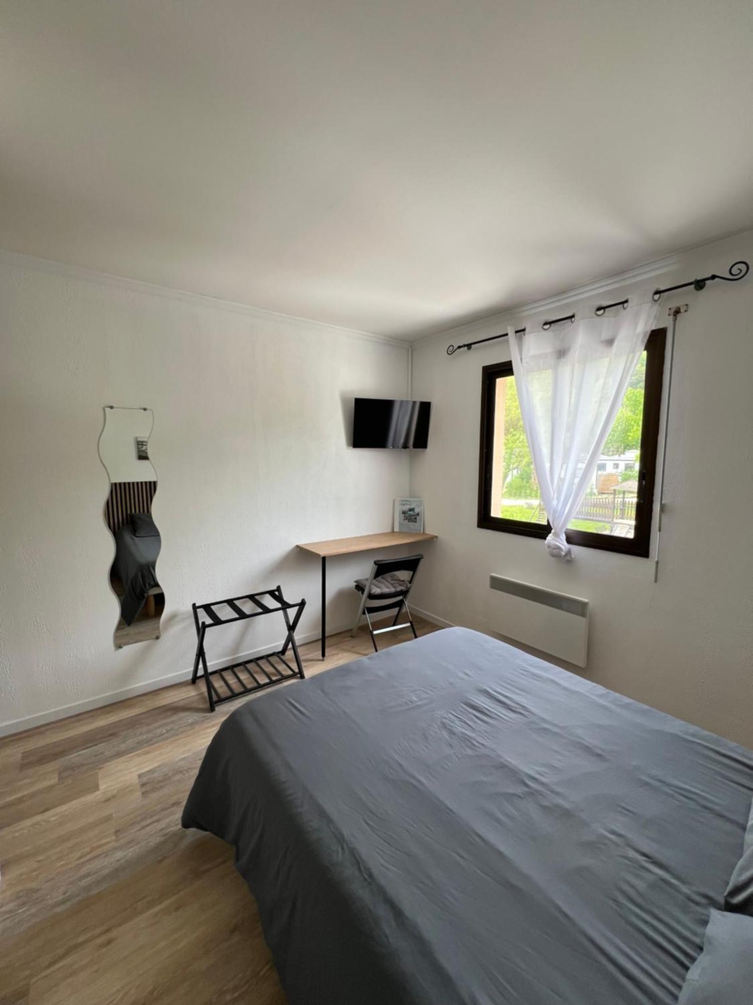 Complexe Les 4 Saisons Otel Oust Dış mekan fotoğraf
